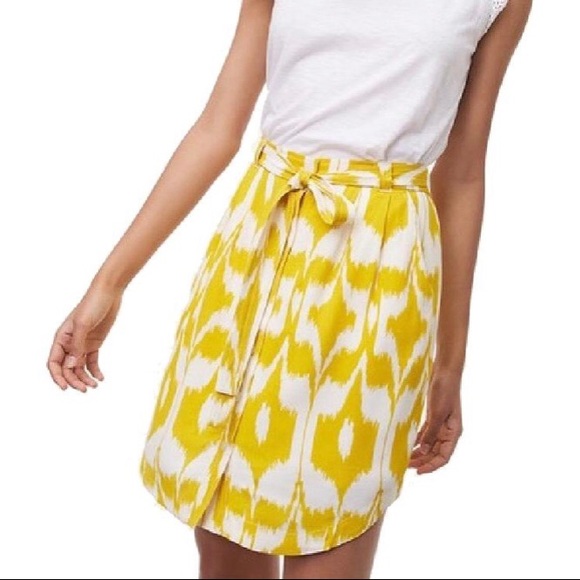 LOFT Dresses & Skirts - EUC Ann Taylor LOFT Yellow White Ikat Skirt
